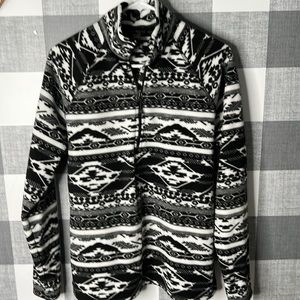 Eddie Bouer Fleece Pull Over